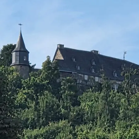 Am Schlossberg Apartamento *